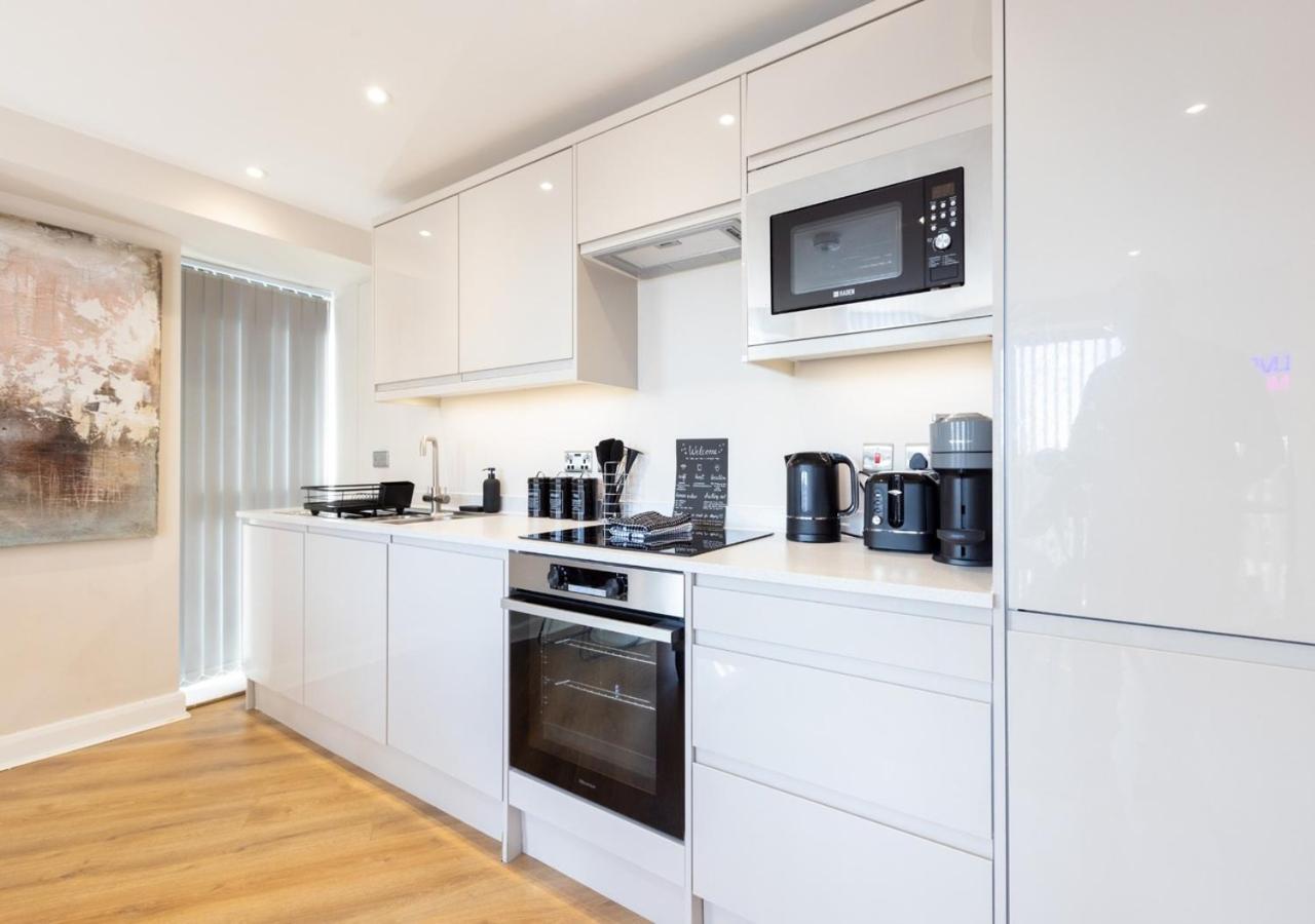 Apartment Free Parking Leeds Near Arena With Piano Sma